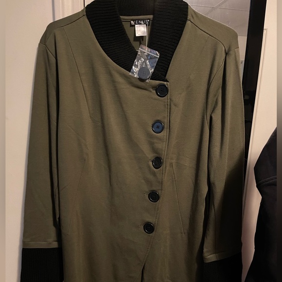 Brand new military style with sweater neck and cuffs - Picture 2 of 5